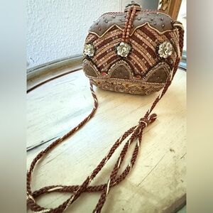 Vintage MARY FRANCES Small Crossbody purse